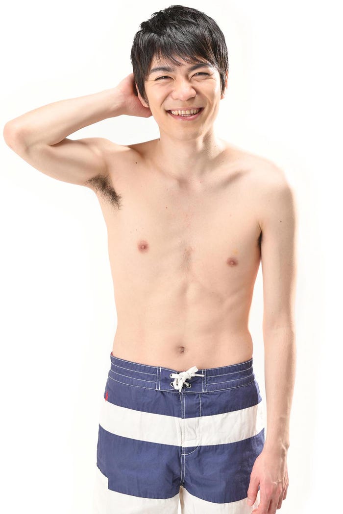 小野田真役の佐々木道成(C)2019克・亜樹/白泉社・AMGエンタテインメント