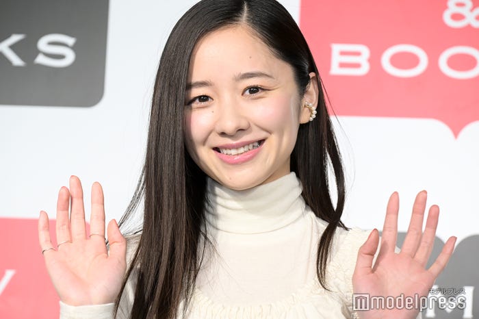 堀田真由(C)モデルプレス