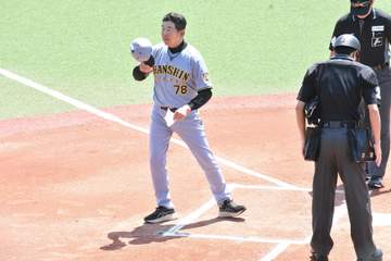 阪神・平田2軍監督が3安打と1本塁打の井坪を激賞「不思議なイツボちゃん」コンスエグラには「井上と中谷の試合前にコンちゃんの右ストレートが決まったよ」【一問一答】