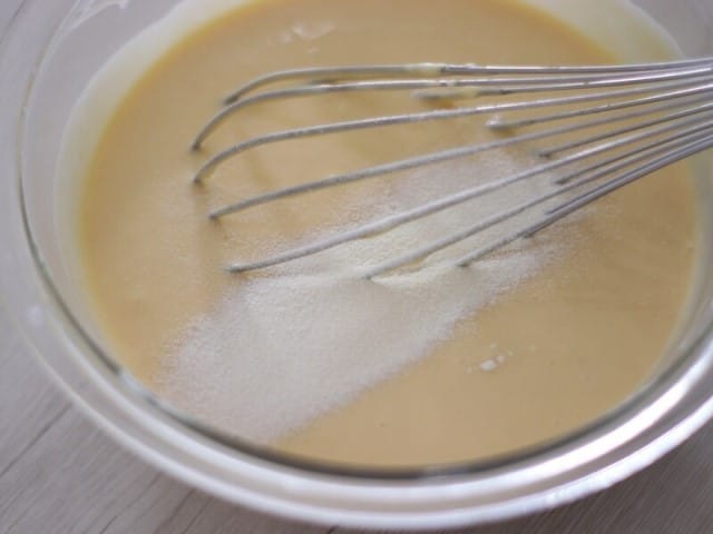 STEP1「材料を混ぜる」