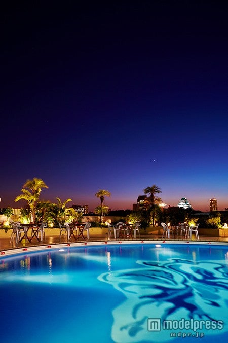 色とりどりのライトが幻想的な景色を生み出す／画像提供：ホテルニューオータニ大阪