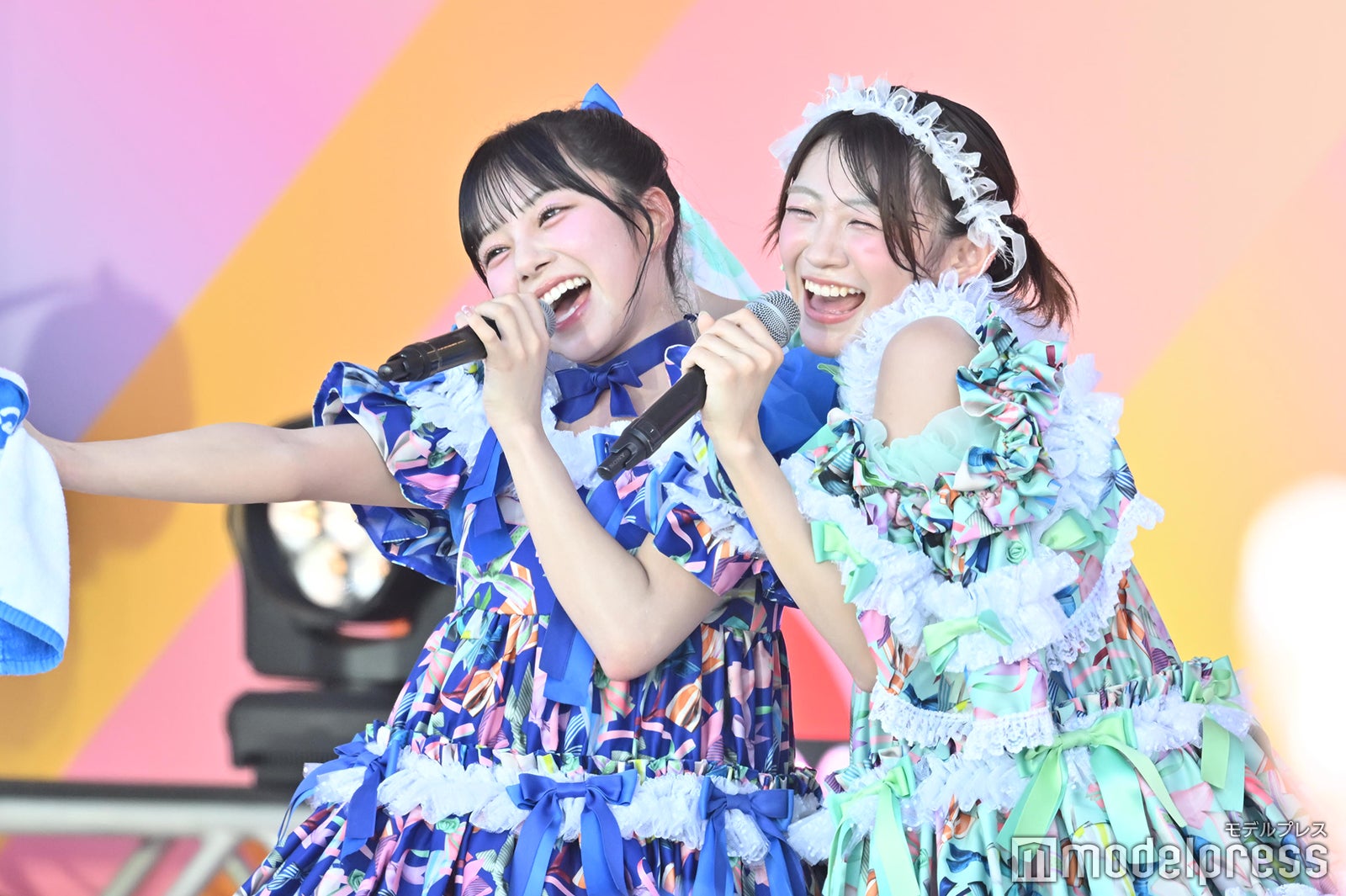 増田彩乃、板倉可奈（C）モデルプレス