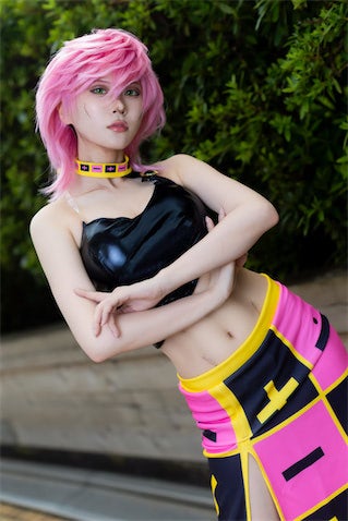 元銀行員がメタル系アイドルに転身、コスプレ歴数か月のレイヤーが選んだ「好きなことで生きる道」