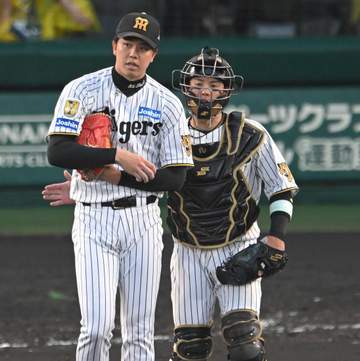 阪神・梅野 初スタメンで才木アシスト 「前向きにさせてあげるのが仕事」好リードで導いた完封劇