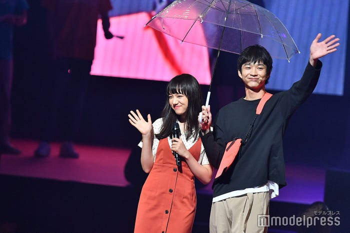 清原果耶、鈴木仁 (C)モデルプレス