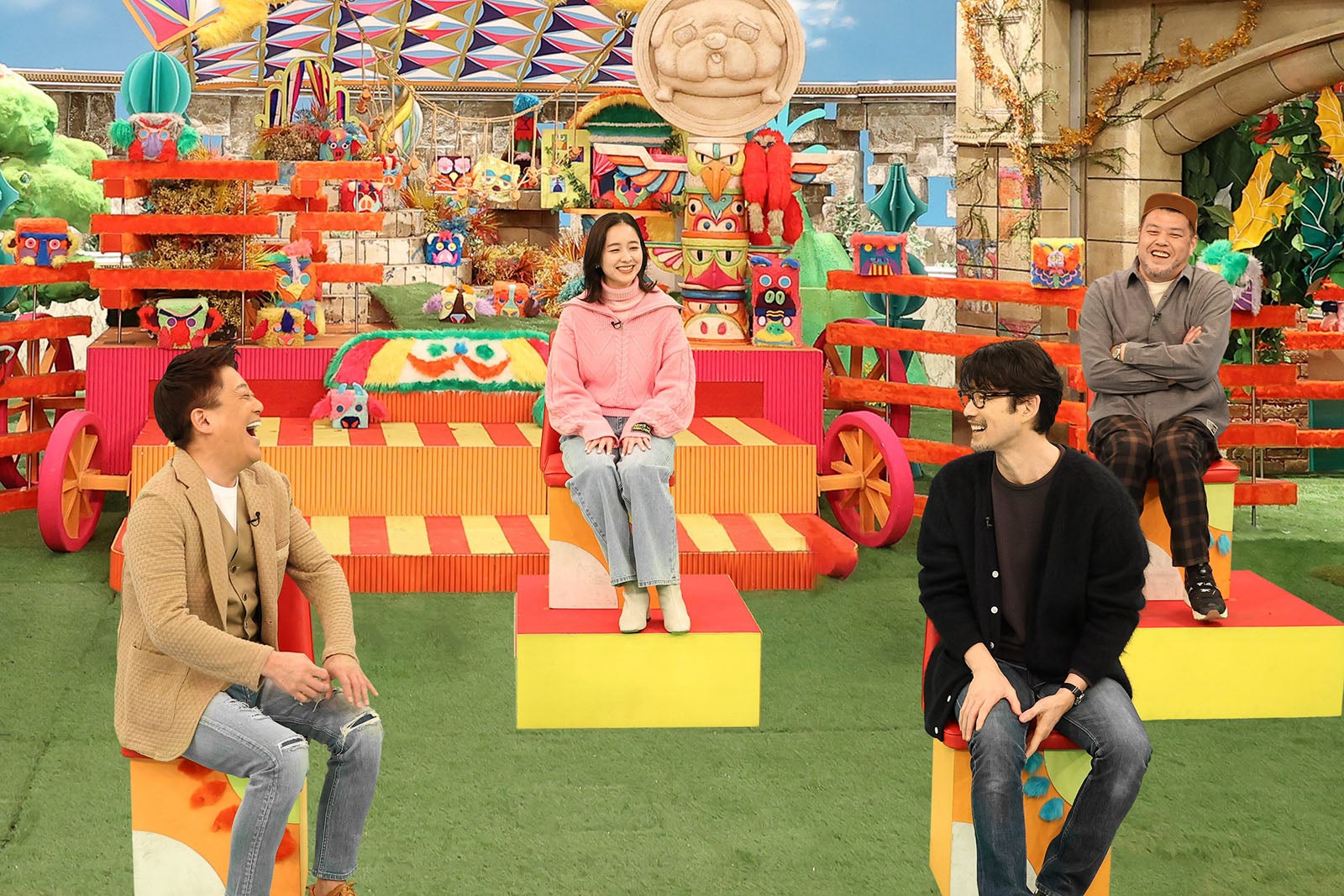 （左から）坂上忍、堀田真由、竹野内豊、くっきー！（C）フジテレビ