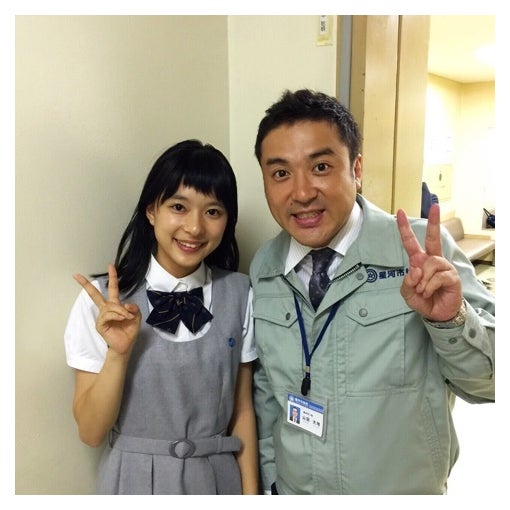 芳根京子 ムロツヨシ 久々 仲良し 2ショットに反響 モデルプレス 芳根京子 ムロツヨシ 久々 仲良し 2ショットに反響 モデルプレス