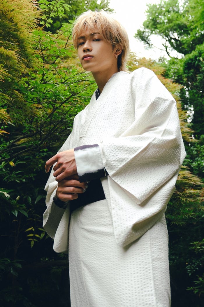 やまと/「モデルプレスカウントダウンマガジンvol.3」(東京ニュース通信社)