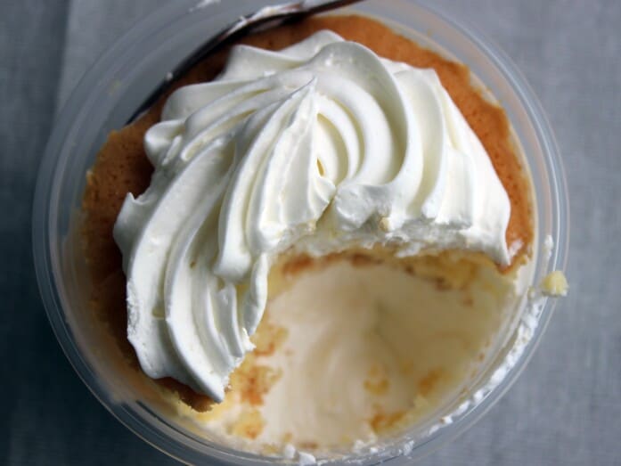 底にはとろっとしたクリームがたっぷり