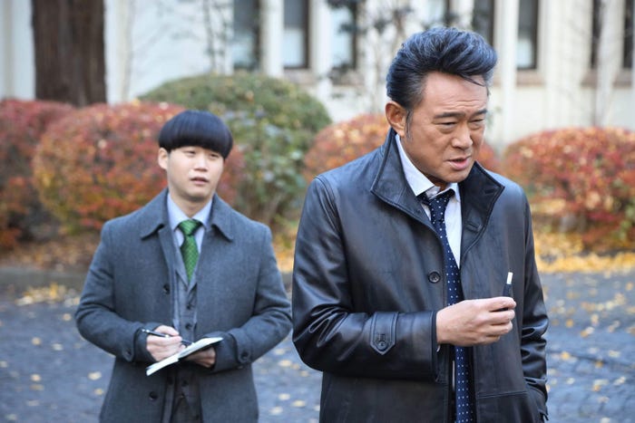 矢本悠馬・船越英一郎/「トレース~科捜研の男~」第3話より(C)フジテレビ