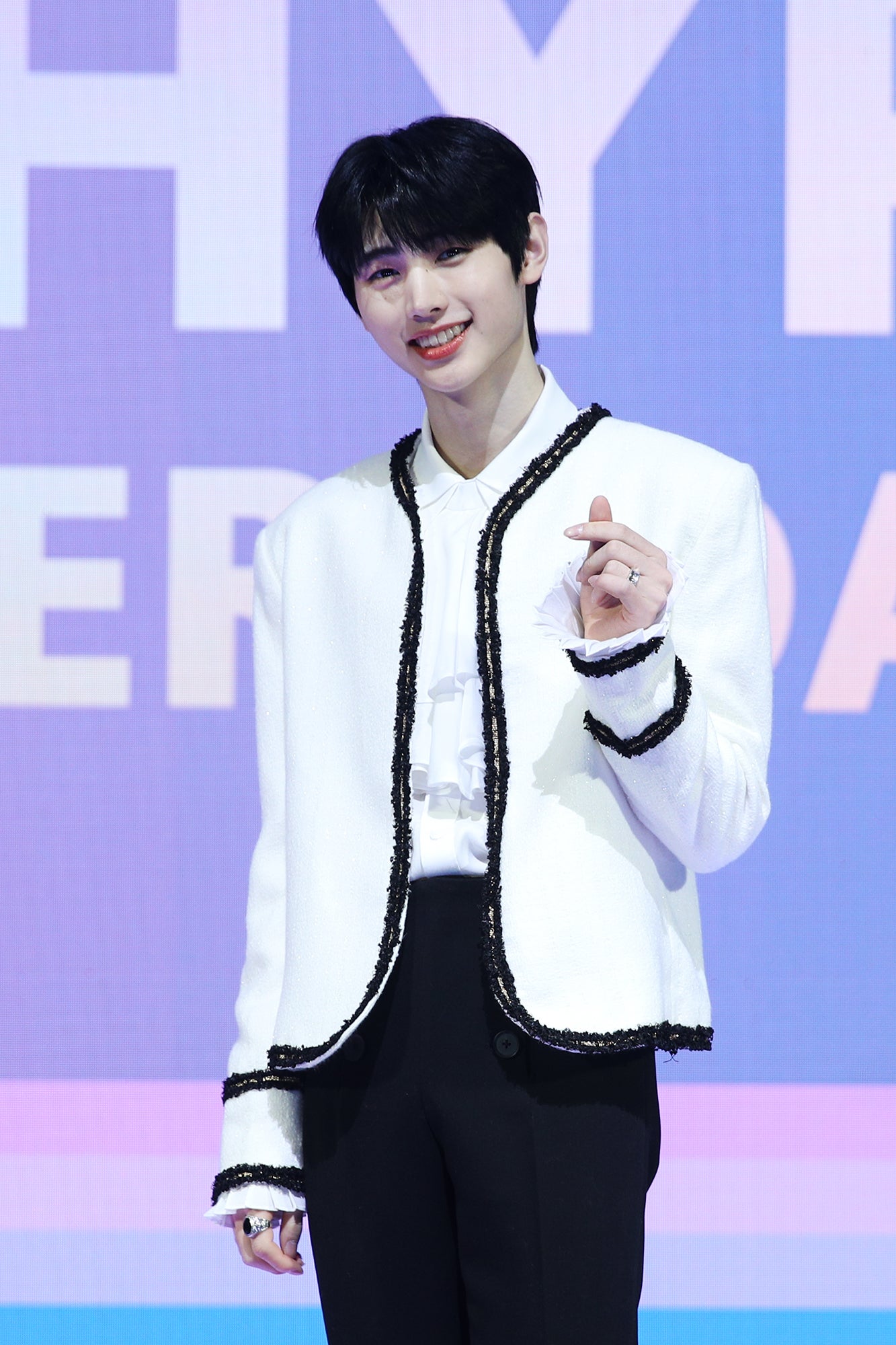 SUNGHOON（C）BELIFT LAB