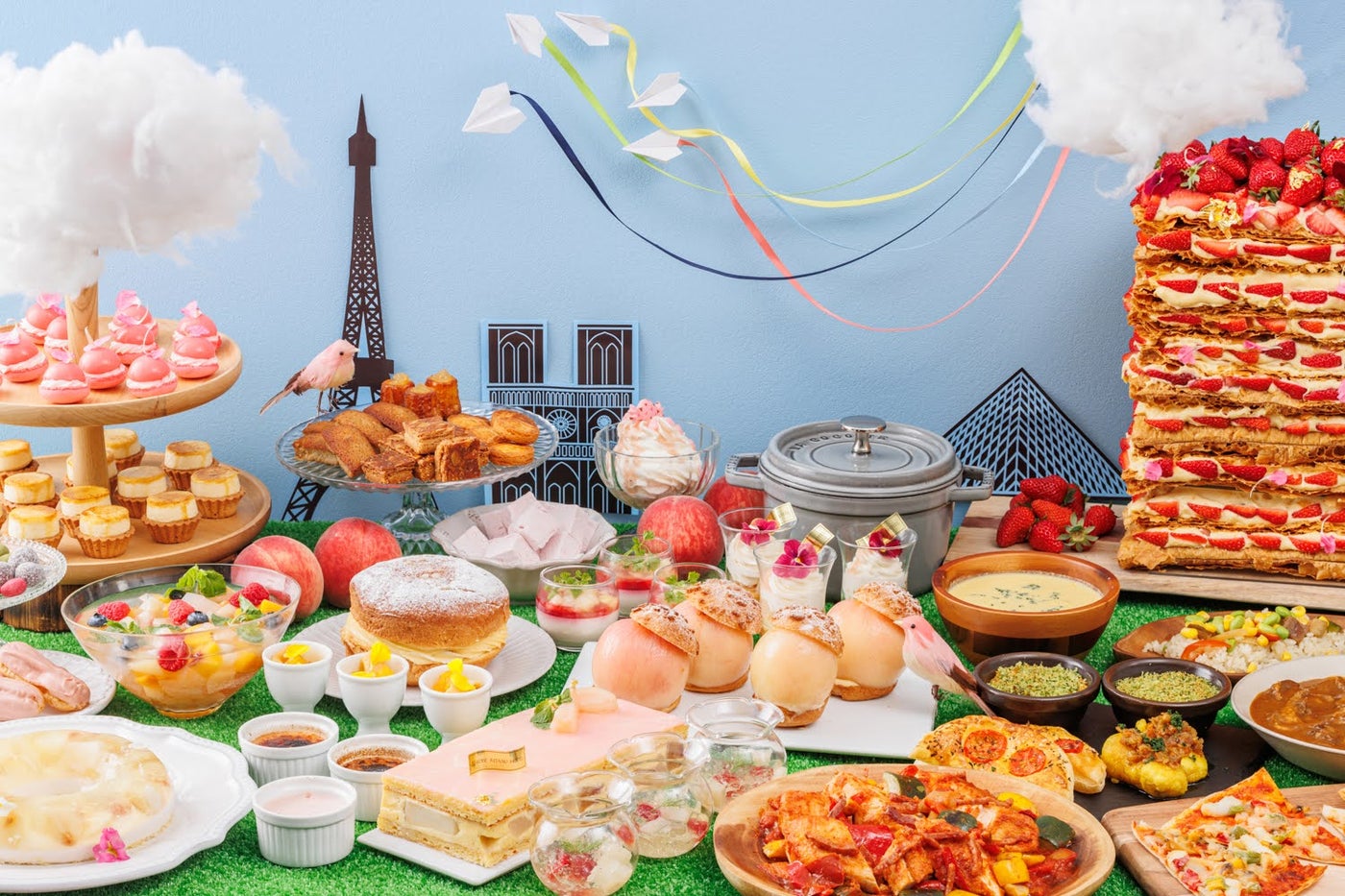 ナイトデザートビュッフェ～桃色吐息～桃づくしのフランス菓子とヨーロッパ料理／提供画像