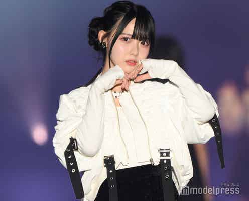 高嶺のなでしこ・松本ももな、モノトーンコーデで登場 キュートな決め顔も【TGC熊本2024】
