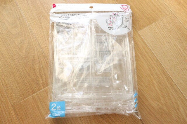 ダイソー ディスプレイステージ(ワイド、2段)パッケージ ダイソーのディスプレイステージ(ワイド、2段)パッケージ