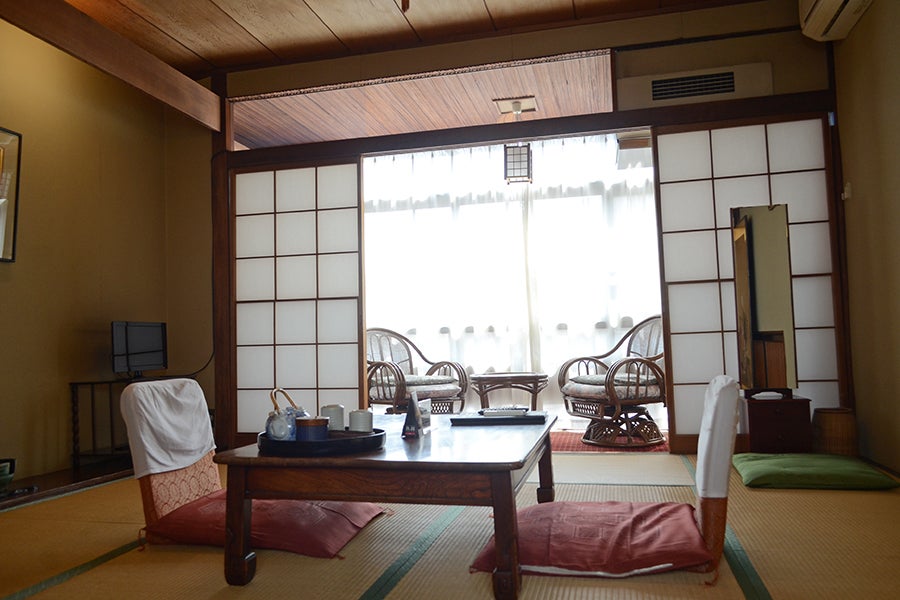 箱根湯本日帰り温泉 和泉 個室