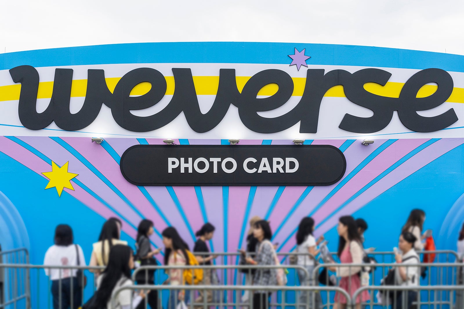 Weverseカードブース（C）2024 Weverse Con Festival