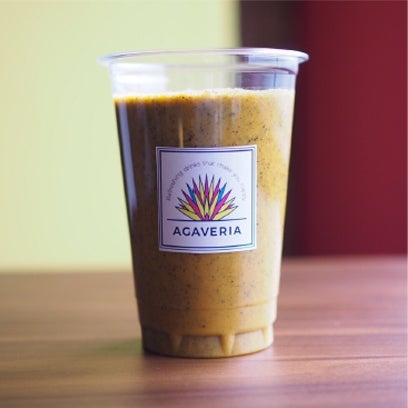 有機かぼちゃ黒ごまきなこスムージー（朝）／画像提供：合同会社AGAVERIA