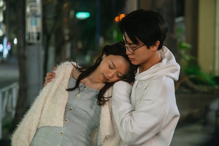 森香澄、柏木悠「年下童貞くんに翻弄されてます」第5話(C)MBS