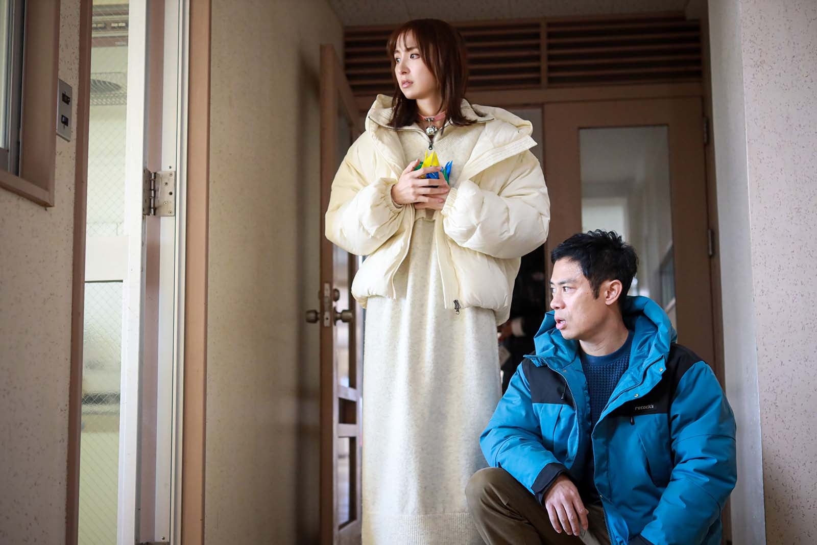 篠田麻里子、伊藤淳史「離婚しない男―サレ夫と悪嫁の騙し愛―」最終話より（C）テレビ朝日