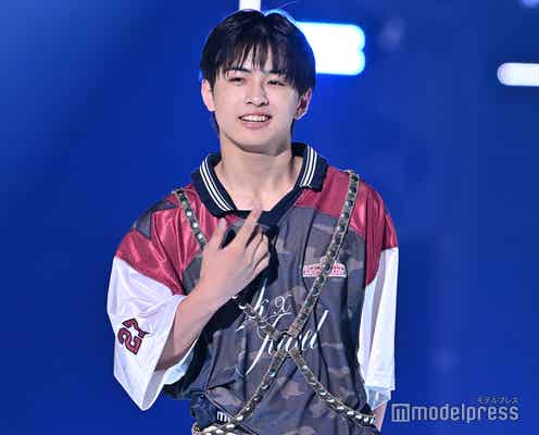 Boys be池川侑希弥、いたずらな笑みで魅了 個性的アクセ身に着ける【TGC 2024 A/W】