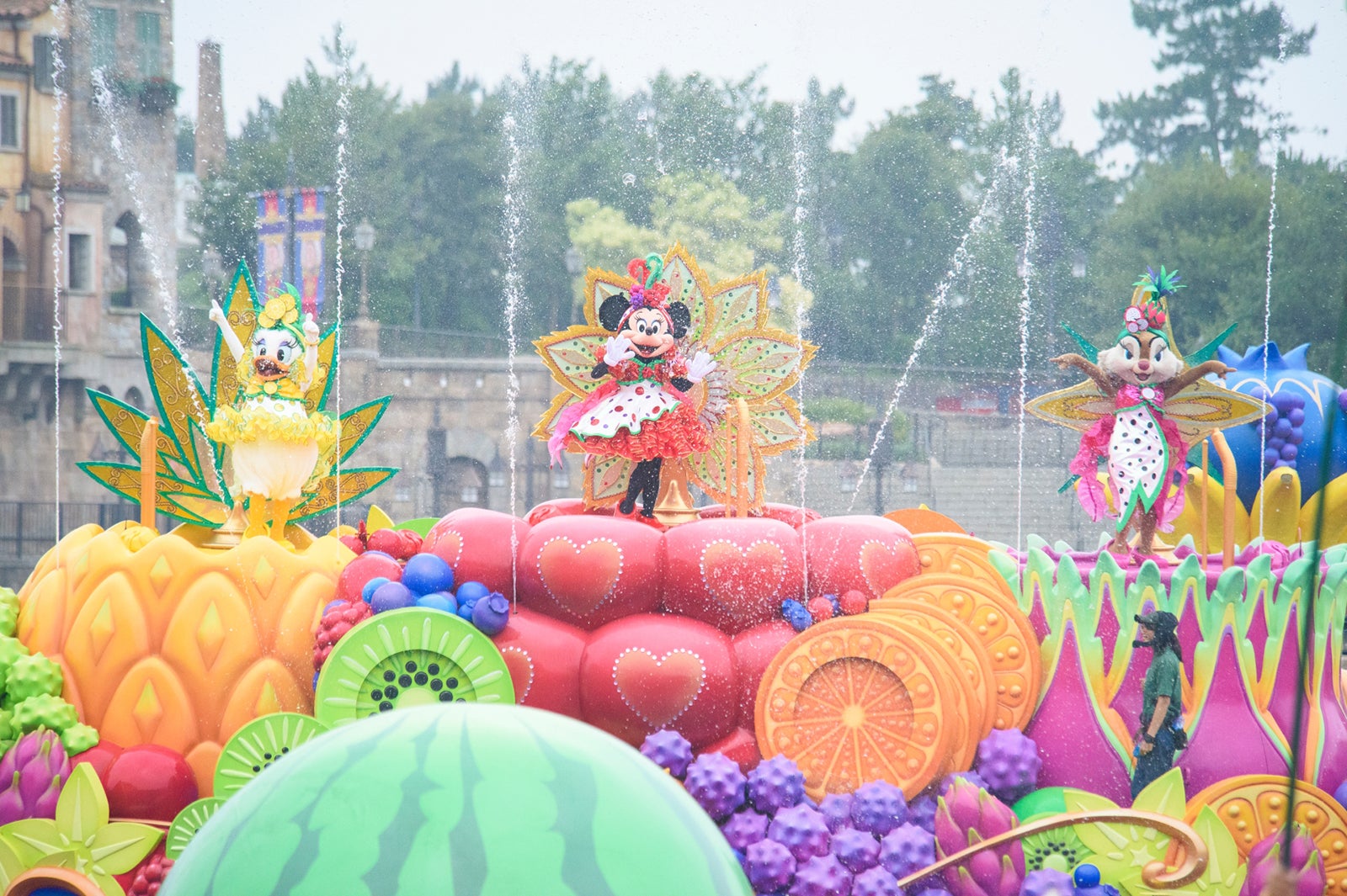 「ミニーのトロピカルスプラッシュ」（C）Disney