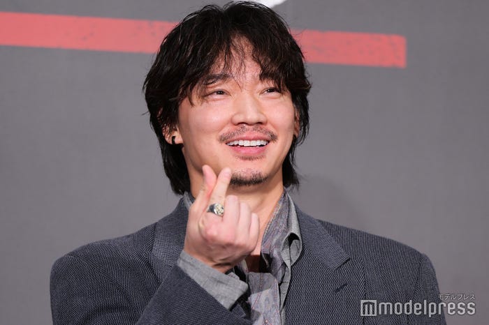 綾野剛(C)モデルプレス