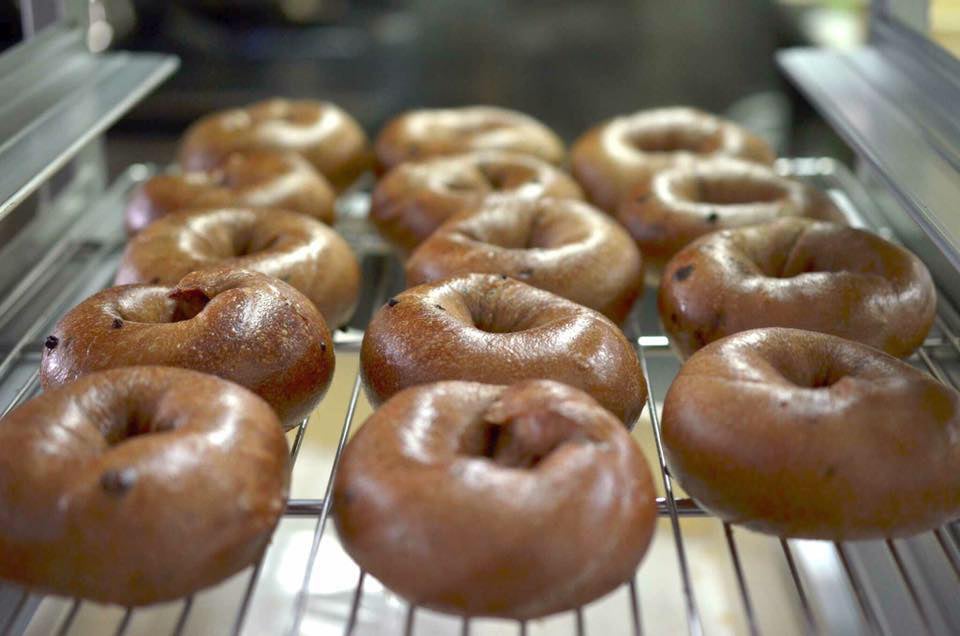 こむぎ BAGEL&COFFEE（さいたま市北区）／画像提供：片倉工業