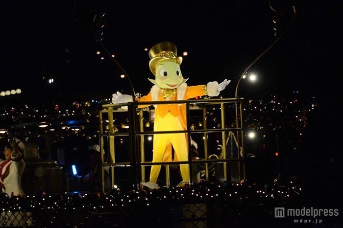 「カラー・オブ・クリスマス」ジミニークリケット