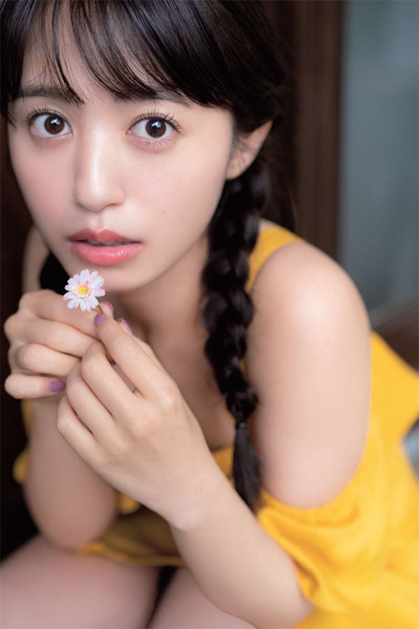 逢田梨香子（C）小学館・中村和孝／週刊ビッグコミックスピリッツ