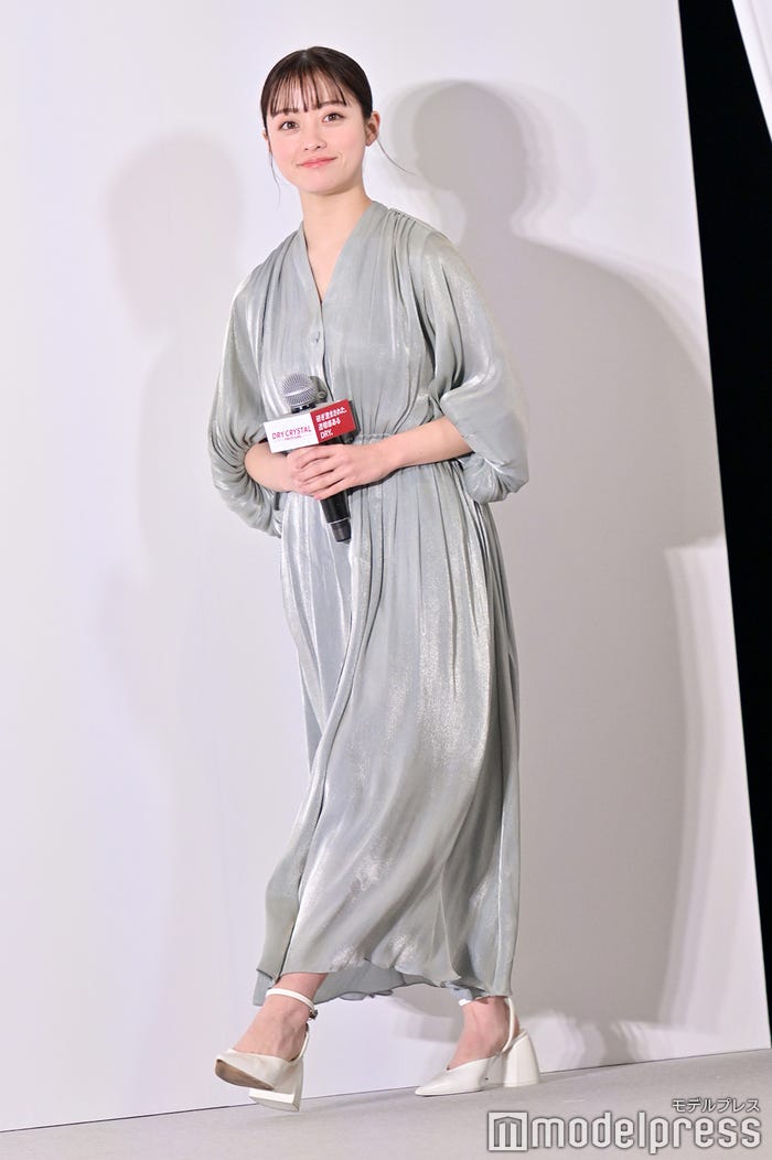 橋本環奈(C)モデルプレス