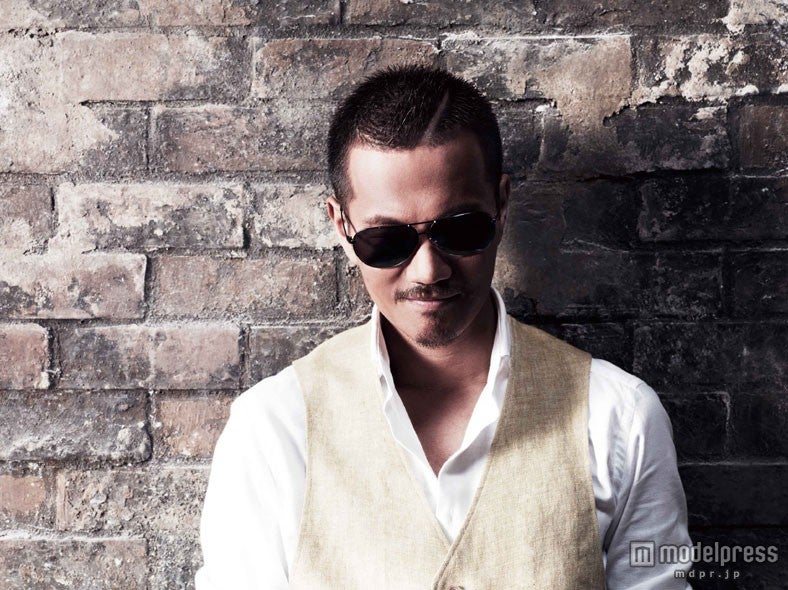 ソロシングルを同日発売するEXILE・ATSUSHI