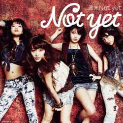 Not yetデビューシングル「週末Not yet」特典生写真・DVD付Type-B（2011年3月16日発売）