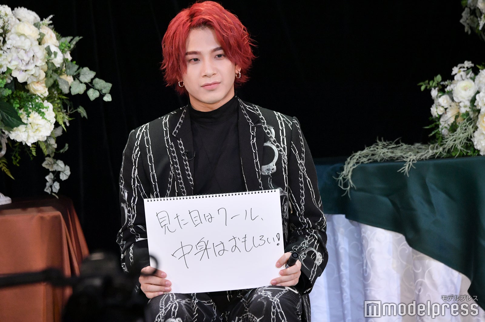 「GYAO!」にて配信された「OWV グループ結成記念生配信特番」より／本田康祐から見て「中川勝就はどんな人間か」（C）モデルプレス