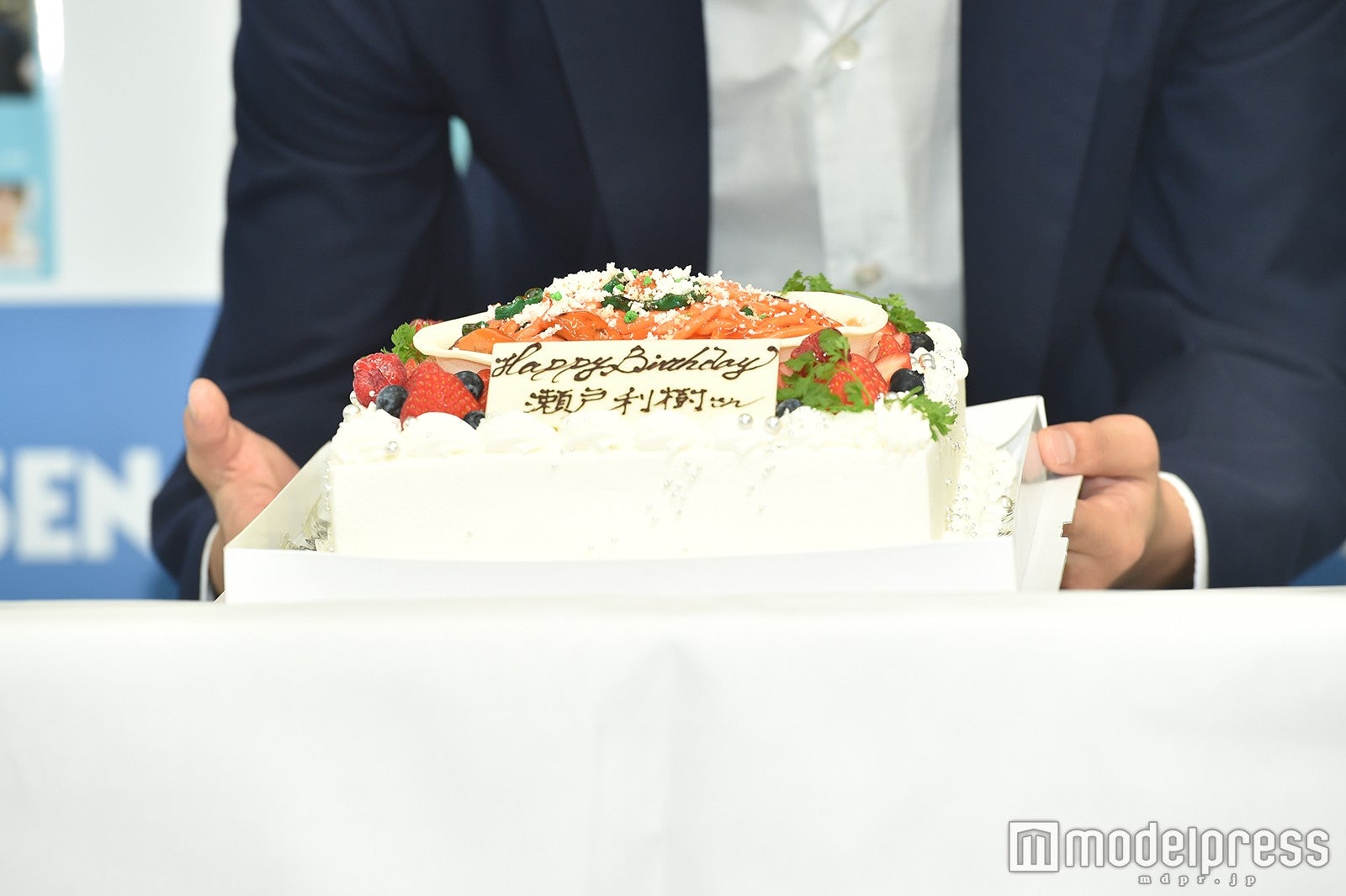 バースデーケーキ（C）モデルプレス