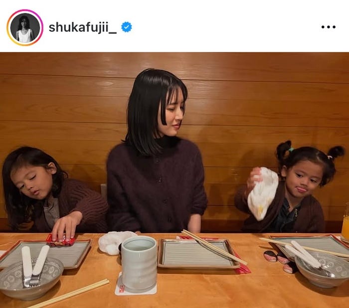 藤井萩花Instagramより