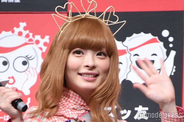 西川貴教が訴える サイン頼むマナー にアーティストやアイドルら続々賛同 モデルプレス 西川貴教が訴える サイン頼むマナー にアーティストやアイドルら続々賛同 モデルプレス