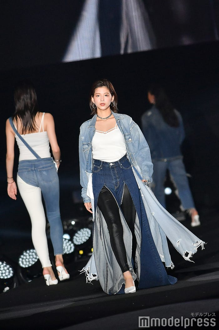 渡邉理佐(C)モデルプレス