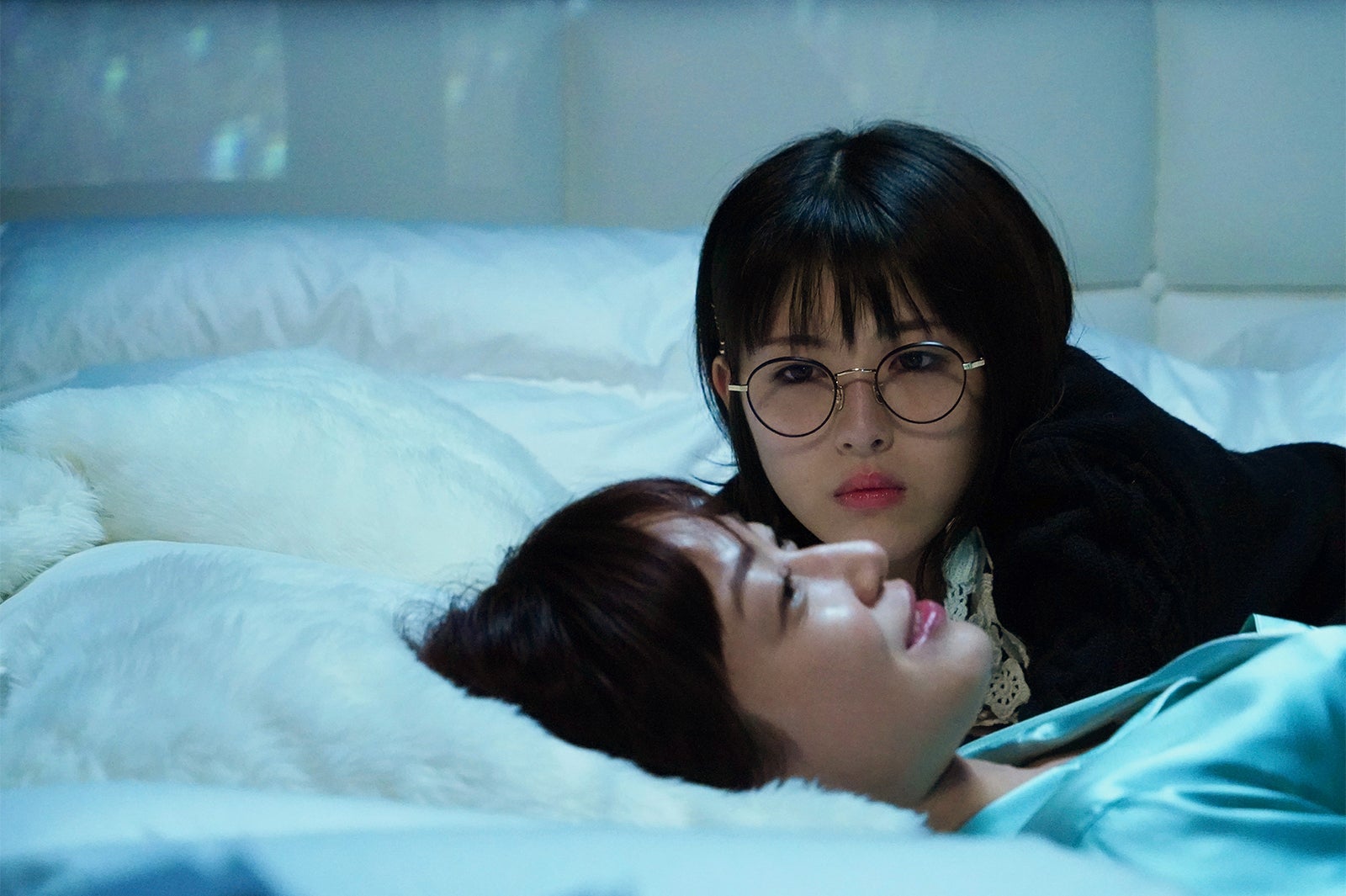 菅野美穂、浜辺美波「ウチの娘は、彼氏が出来ない！！」第6話より（C）日本テレビ