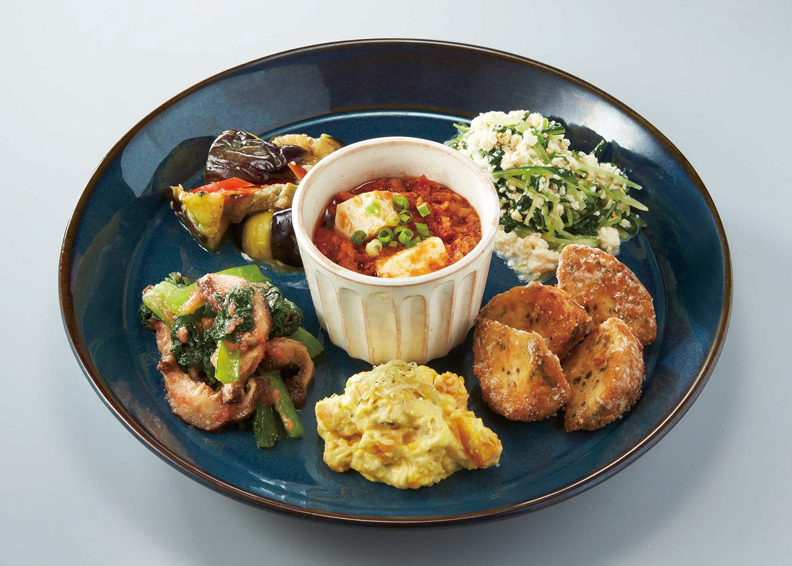 健やか6品定食1,100円／画像提供：株式会社 プロントコーポレーション