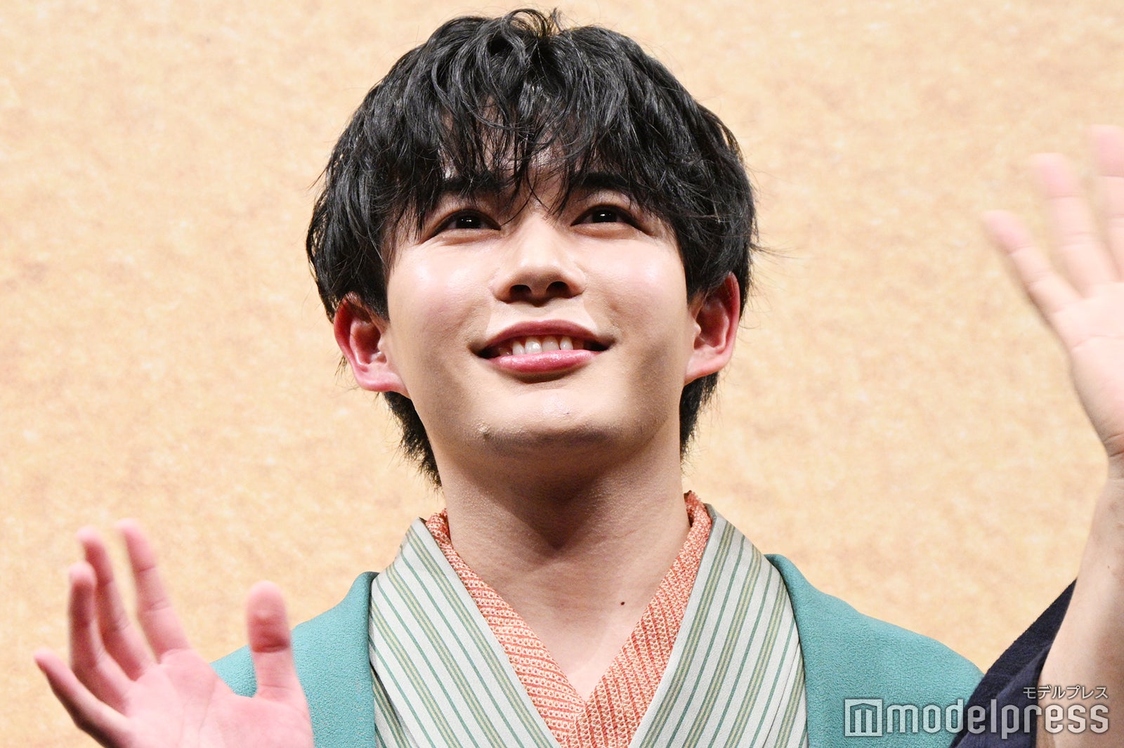なにわ男子・長尾謙杜、柄本明と抜群の“師弟関係”披露 監督は