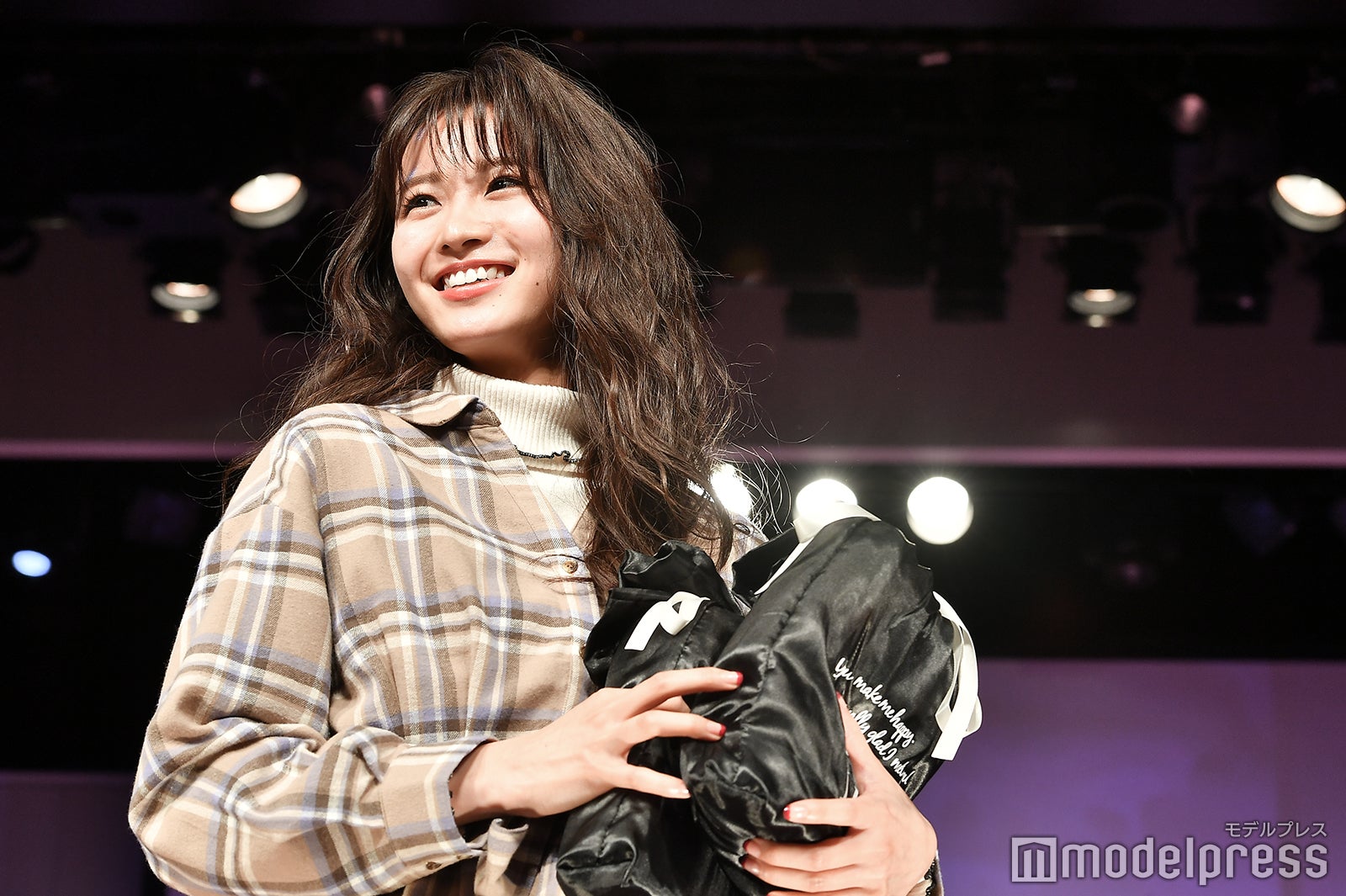 岡崎紗絵（C）モデルプレス