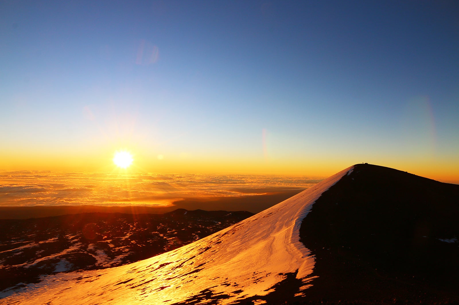 マウナ・ケア山（提供画像）