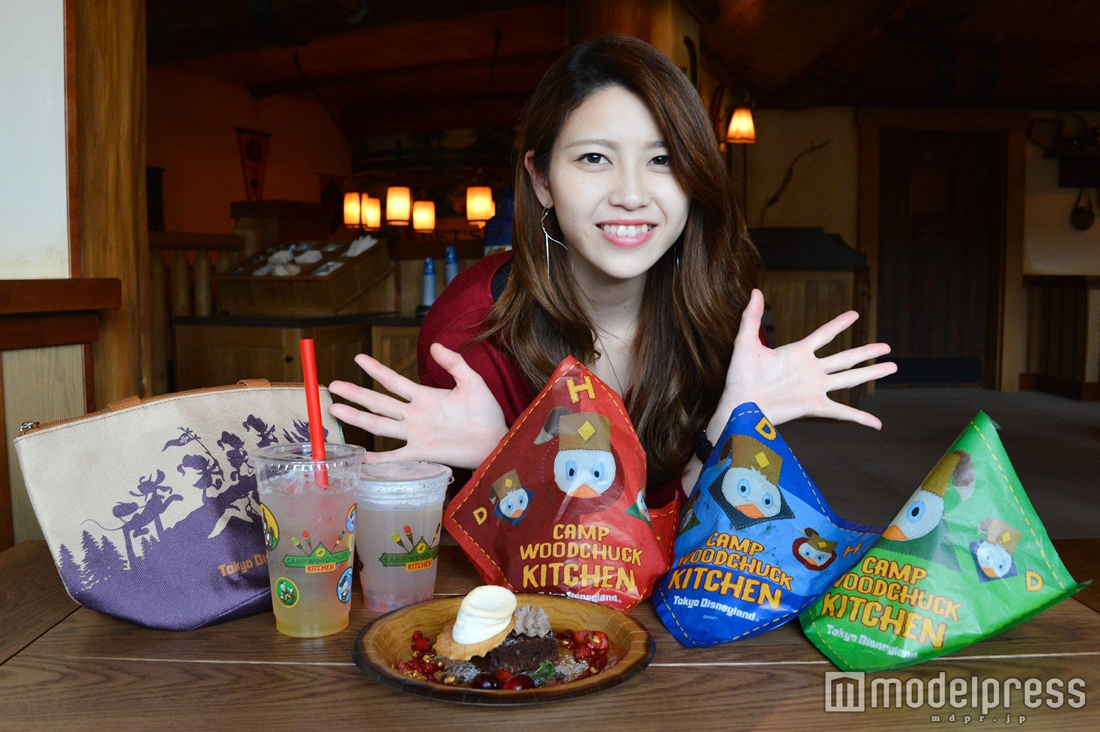 新メニュー／モデル：辻川可奈子（C）モデルプレス