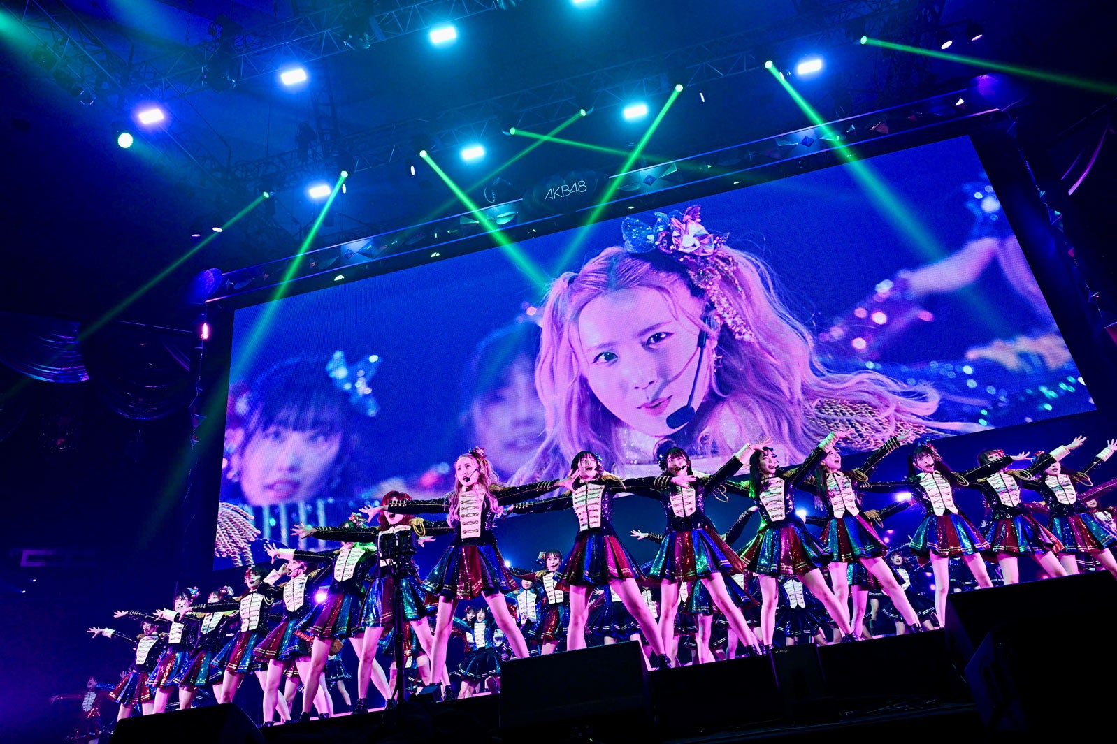 「MX祭り！AKB48 60th Single『久しぶりのリップグロス』発売記念コンサートin武道館2022～リベンジ！新チームお披露目コンサート～」より（C）AKB48