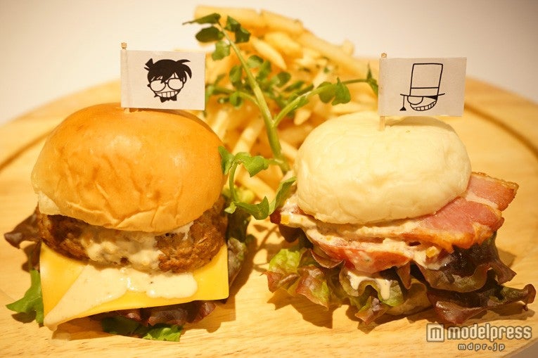 渋谷“コナンカフェ”、コナンや怪盗キッドとのコラボメニューが
