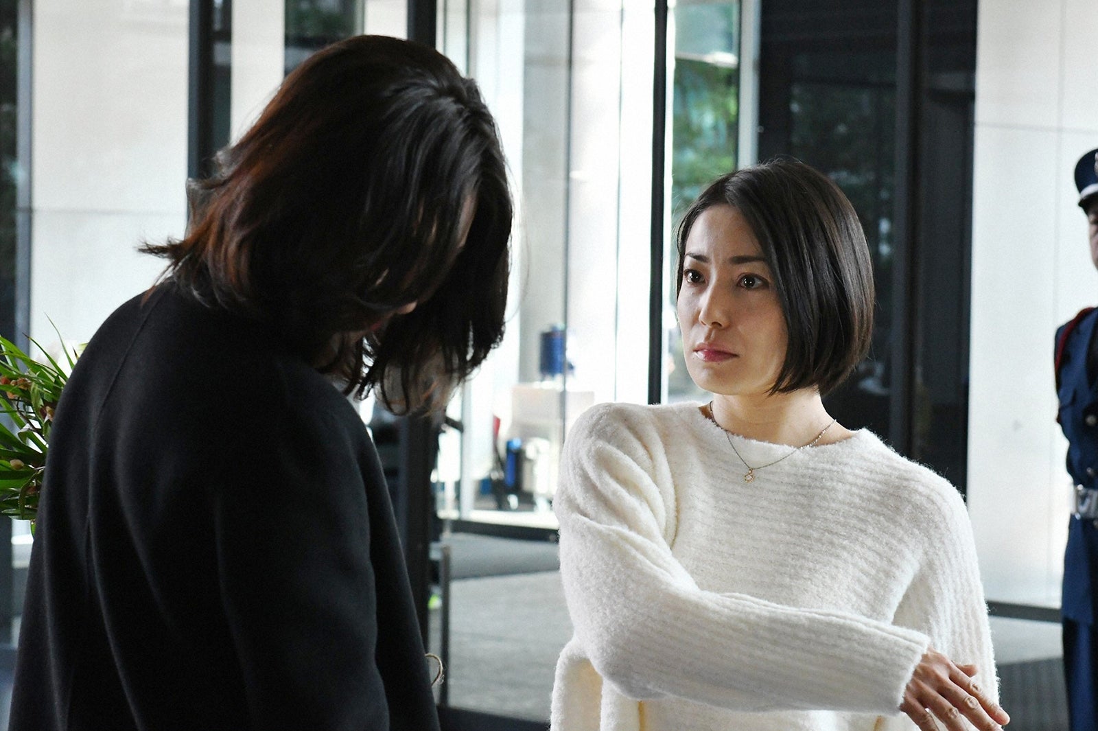 松嶋菜々子、菅野美穂「砂の塔～知りすぎた隣人」第6話・場面カット（C）TBS