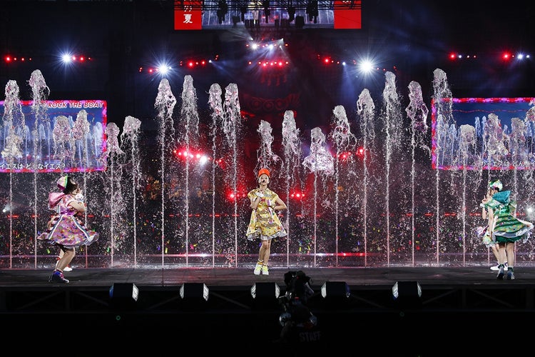 画像7 15 ももクロに11万人が熱狂 行くぜっ 怪盗少女 総勢414人の極限パフォーマンス 桃神祭 セットリスト モデルプレス 画像7 15 ももクロに11万人が熱狂 行くぜっ 怪盗少女 総勢414人の極限パフォーマンス 桃神祭 セットリスト モデルプレス
