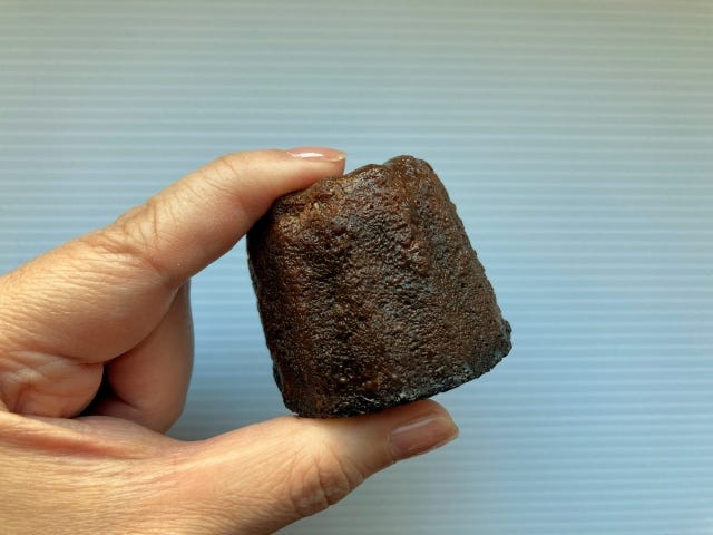 ローソン　濃密カヌレ　コンビニスイーツ