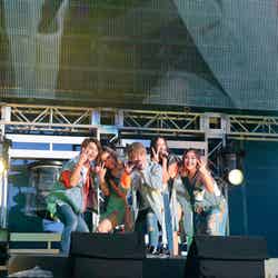 26日に出演したlol（左から）小見山直人、hibiki、佐藤友祐、moca、honoka（写真提供：avex）