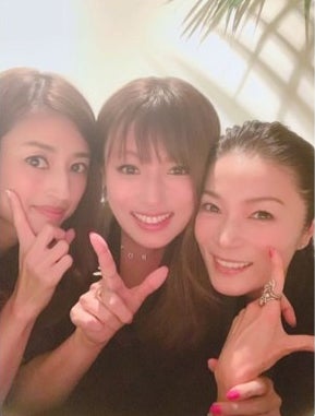 深田恭子「ルパンの娘」小沢真珠・マルシアとの3ショットが「全員美しすぎる」と話題